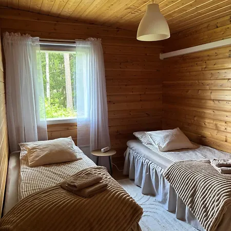 Leivontupa * Naamijoki